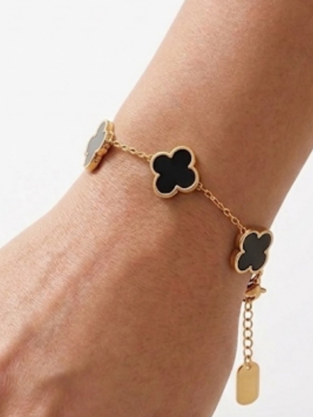 18K Gold Plated Black Clover 5 Motif Bracelet Lucky Alhambra Style Quatrefoil
C3